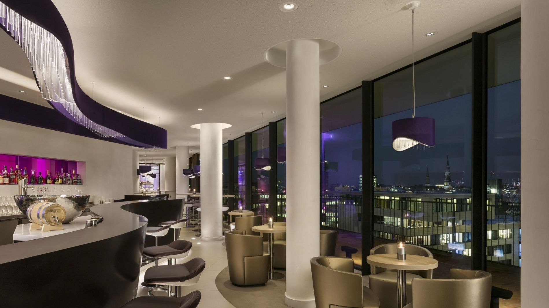 The Bridge Bar - The Westin Hamburg Hotel